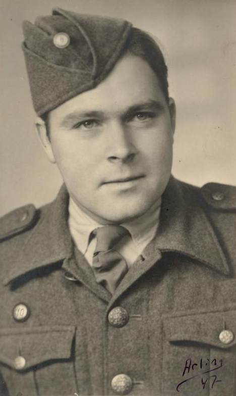 Anker Nielsen som soldat - 1947